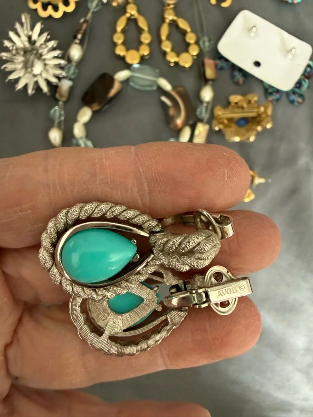 Vintage to New Turquoise and Aqua Jewelry Lot - Picture 8 of 12